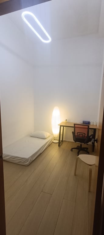Condo Common Room for Rent in Bishan · 18 Sin Ming Lane, 573960 · S$ 649/mo - Image 3 of 4