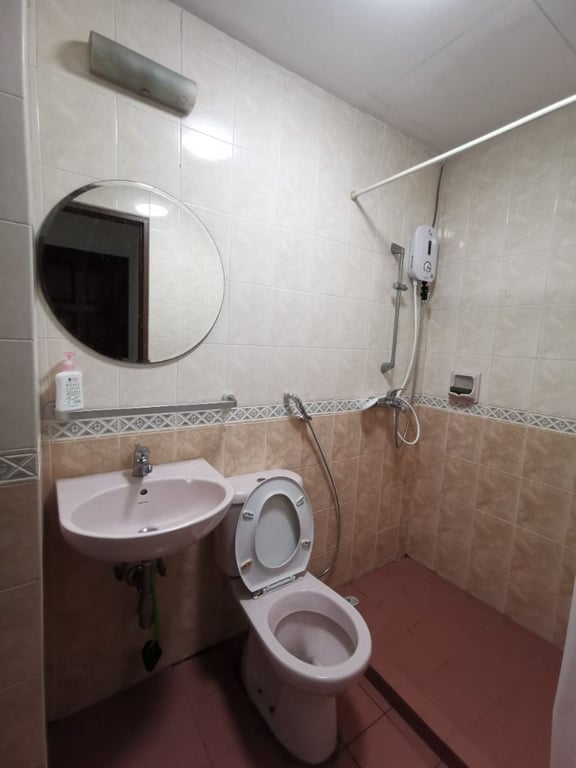 Condo Common Room for Rent in Novena · 60 Kim Keat Road, 328827 · S$ 980/mo - Image 4 of 9