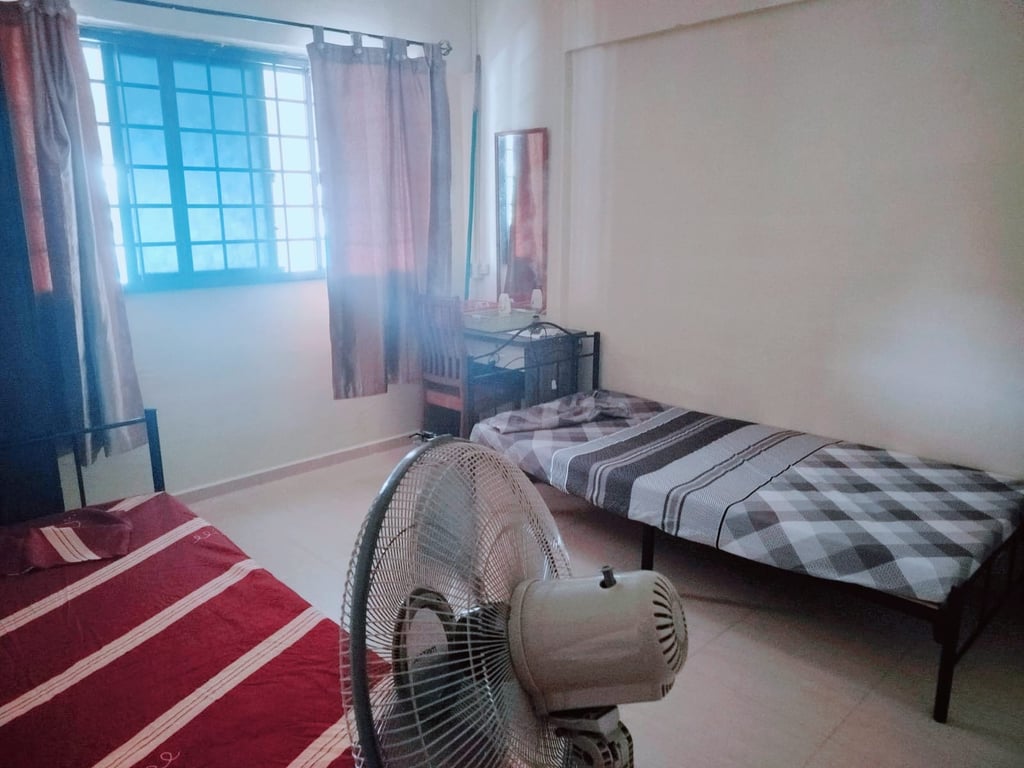 HDB Common Room for Rent in Jurong West · 440 Jurong West Avenue 1, 640440 · S$ 450/mo - Image 2 of 7