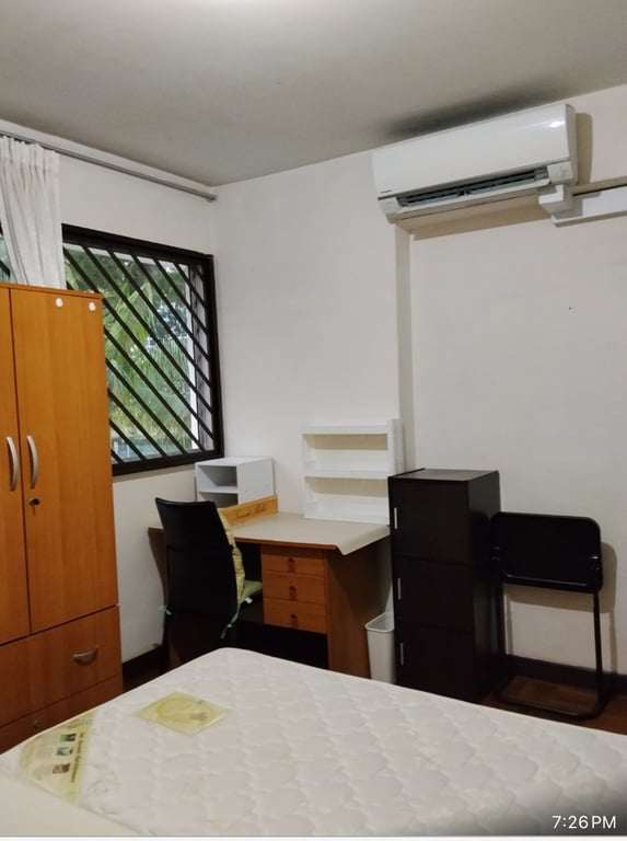HDB Common Room for Rent in Bukit Merah · 87 Zion Road, 160087 · S$ 1,200/mo - Image 1 of 1