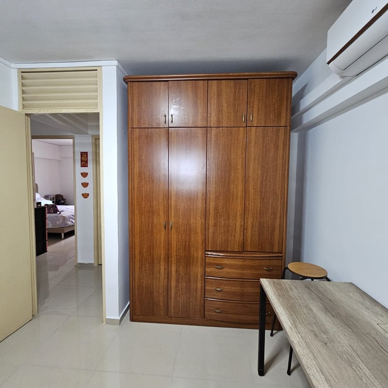 HDB Common Room for Rent in Woodlands · 855 Woodlands Street 83 · S$ 1,000/mo - Image 1 of 1