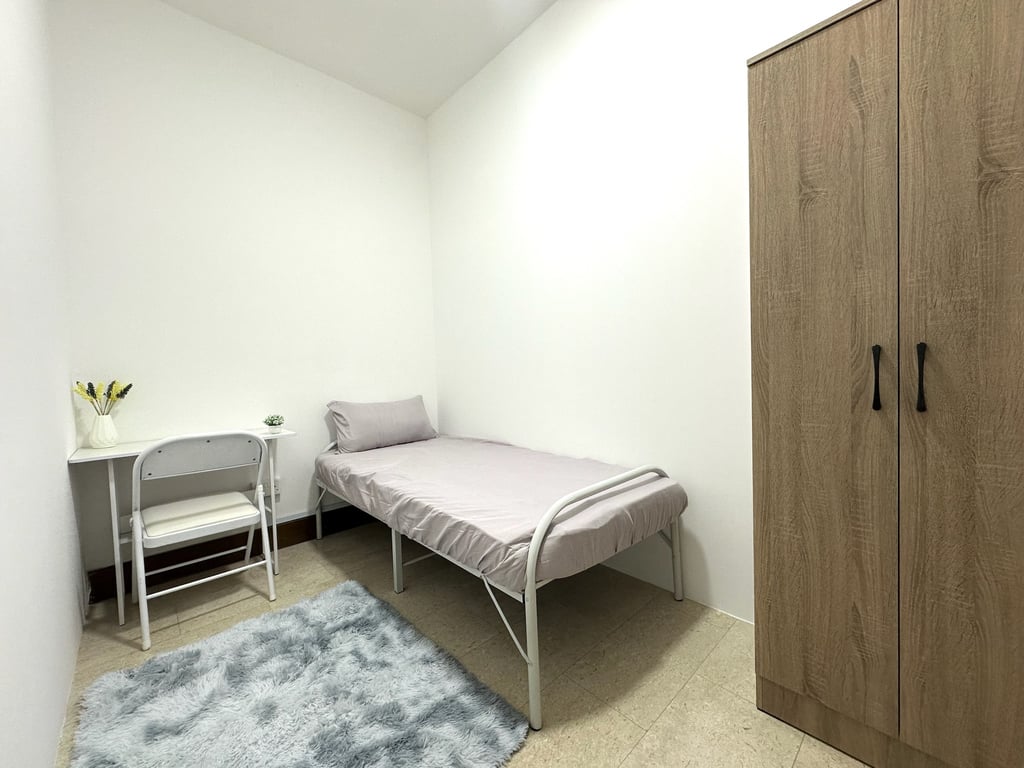 Condo Common Room for Rent in Tampines · 781 Upper Changi Road East, 486069 · S$ 900/mo - Image 4 of 6