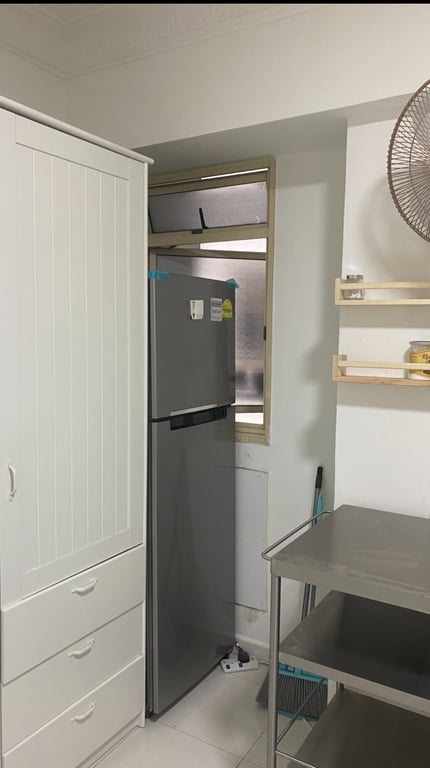 HDB Master Room for Rent in Bukit Panjang · 185 Jelebu Road, 670185 · S$ 1,300/mo - Image 5 of 9