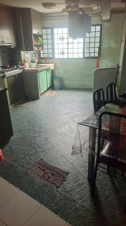 HDB Common Room for Rent in Woodlands · 171 Woodlands Street 11, 730171 · S$ 500/mo - Image 5 of 8
