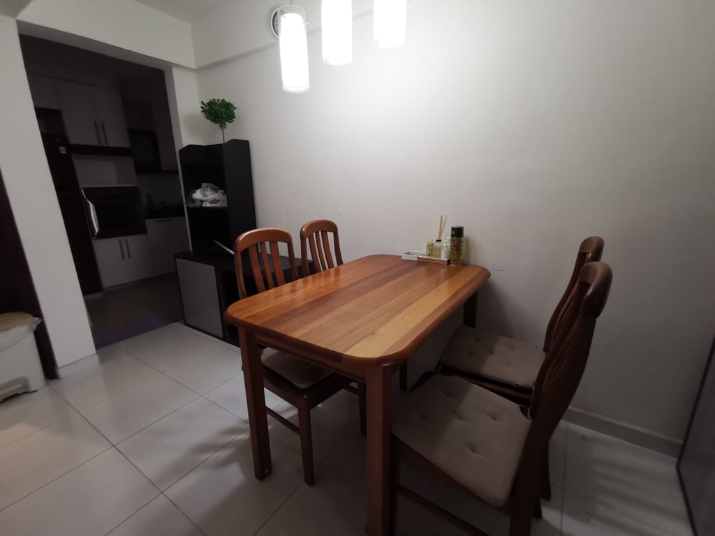HDB Master Room for Rent in Bukit Merah · 107 Spottiswoode Park Road, 080107 · S$ 1,680/mo - Image 5 of 6