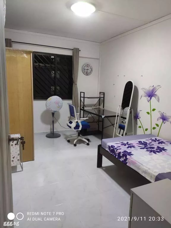 HDB Whole Unit for Rent in Woodlands · 551 Woodlands Drive 44, 730551 · S$ 3,300/mo - Image 4 of 7