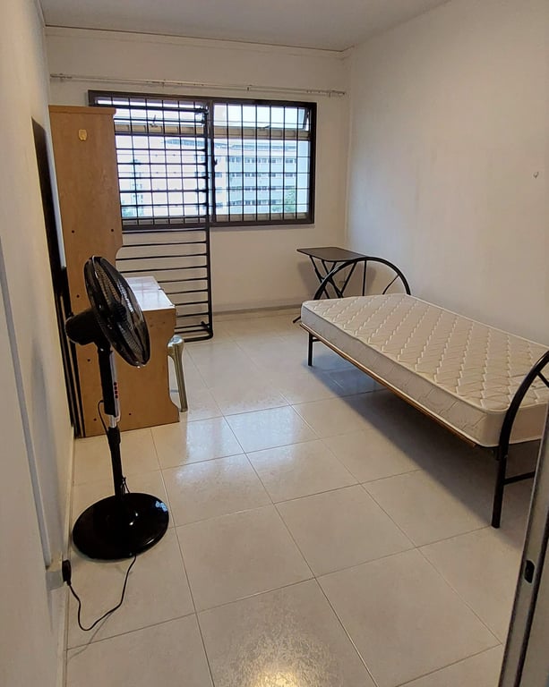 HDB Common Room for Rent in Tampines · 358 Tampines Street 33, 520358 · S$ 600/mo - Image 2 of 2