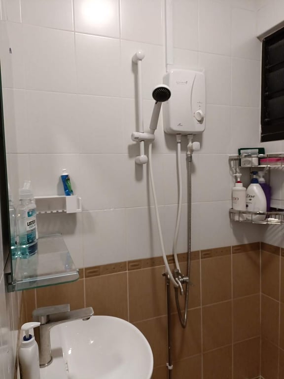 Bukit Batok HDB Common Room for Rent – 169 Bukit Batok West Avenue 8 - Image 6 of 10