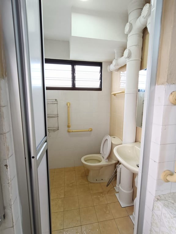 HDB Whole Unit for Rent in Bedok · 530 Bedok North Street 3, 460530 · S$ 3,200/mo - Image 8 of 8