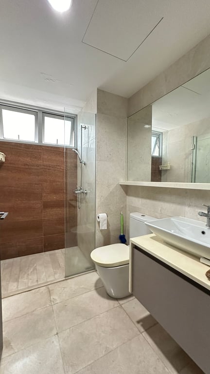 Condo Common Room for Rent in Bedok · 186 Jalan Eunos, 419537 · S$ 1,200/mo - Image 3 of 8