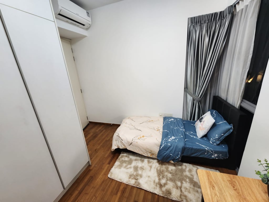 Room listing image
