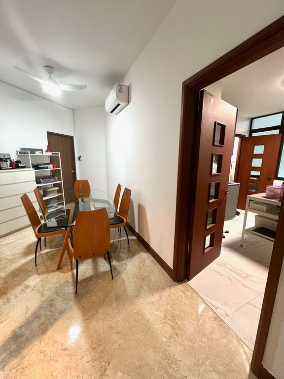 Condo Common Room for Rent in Jurong East · 53 Jurong East Avenue 1, 609783 · S$ 1,500/mo - Image 5 of 7