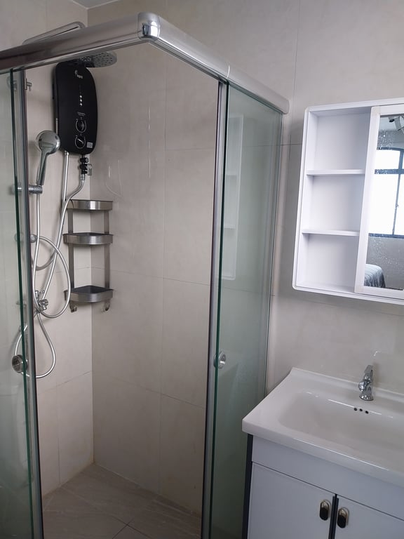 Condo Common Room for Rent in Bedok · 5 Jalan Masjid, 418924 · S$ 2,000/mo - Image 12 of 15