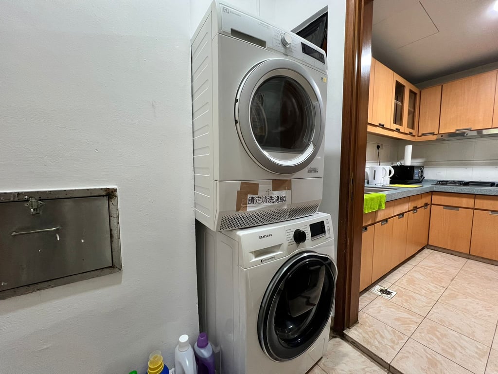 Tampines Condo Common Room for Rent – 3 Simei Street 4 - Image 8 of 9