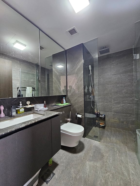 Condo Whole Unit for Rent in Bishan · 1 Lorong Puntong, 576443 · S$ 3,000/mo - Image 6 of 7