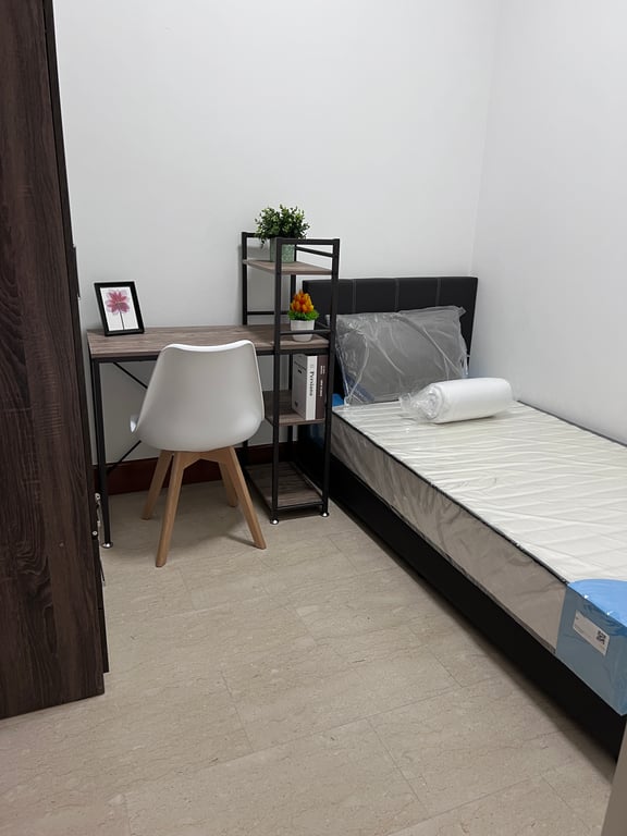 Condo Common Room for Rent in Tampines · 781 Upper Changi Road East · S$ 880/mo - Image 1 of 1