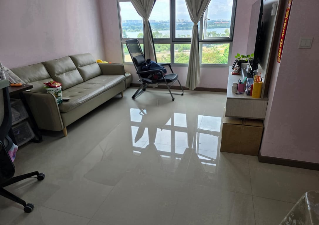 Yishun HDB Common Room for Rent – 473A Yishun Street 42 - Image 2 of 4