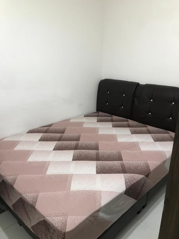 Condo Common Room for Rent in Novena · 4 Jalan Ampas, 329505 · S$ 900/mo - Image 2 of 5