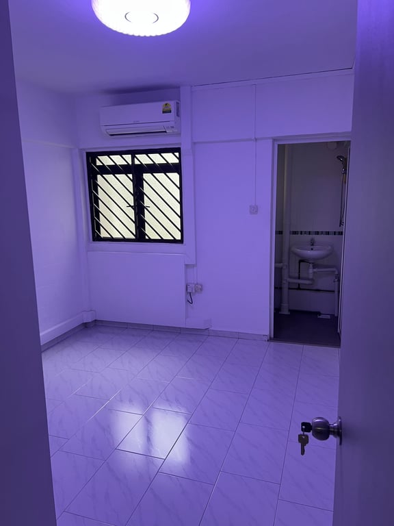 HDB Whole Unit for Rent in Woodlands · 24 Marsiling Drive, 730024 · S$ 2,800/mo - Image 8 of 11