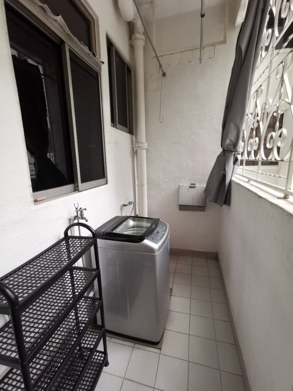 Condo Common Room for Rent in River Valley · 28 Tomlinson Road, 247854 · S$ 1,250/mo - Image 9 of 12