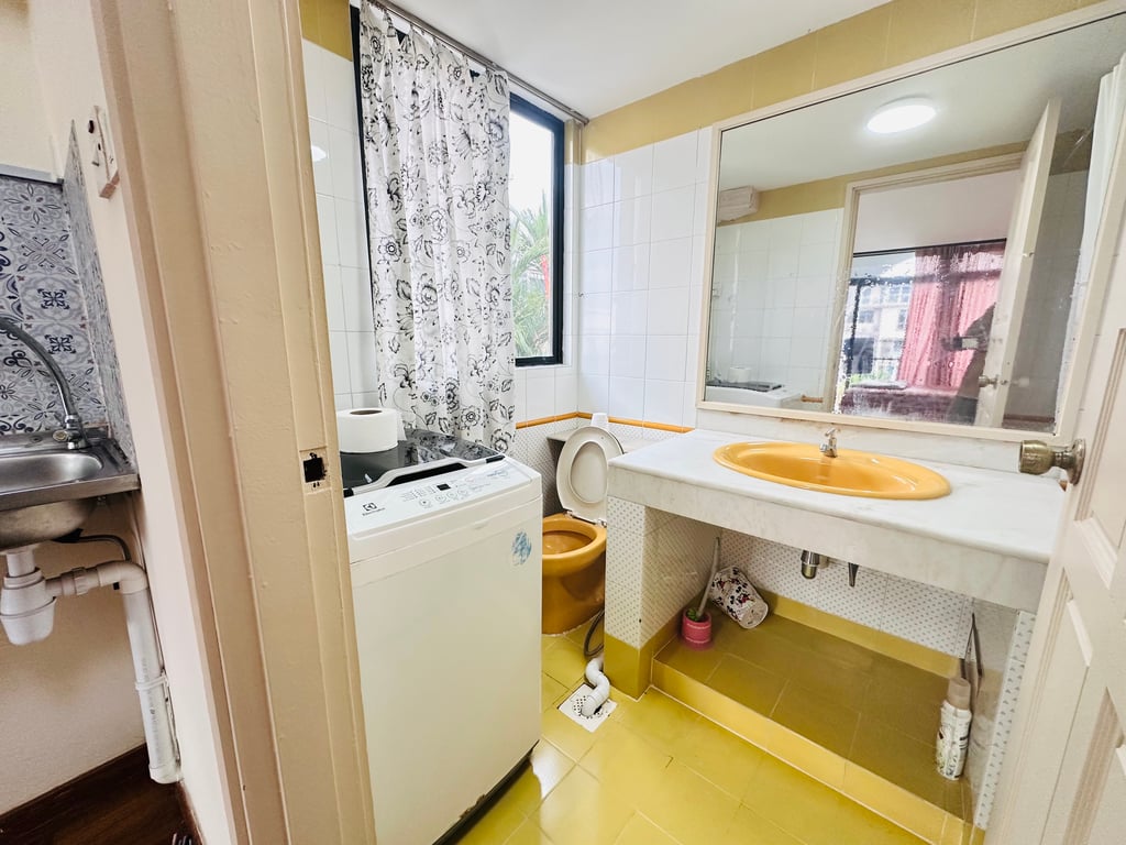 Landed Whole Unit for Rent in Bedok · Jalan Punai · S$ 1,900/mo - Image 5 of 10