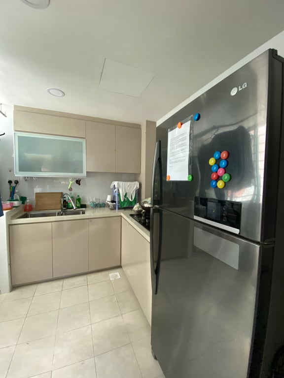 Condo Common Room for Rent in Novena · 13 Kim Keat Road, 328842 · S$ 1,400/mo - Image 5 of 5