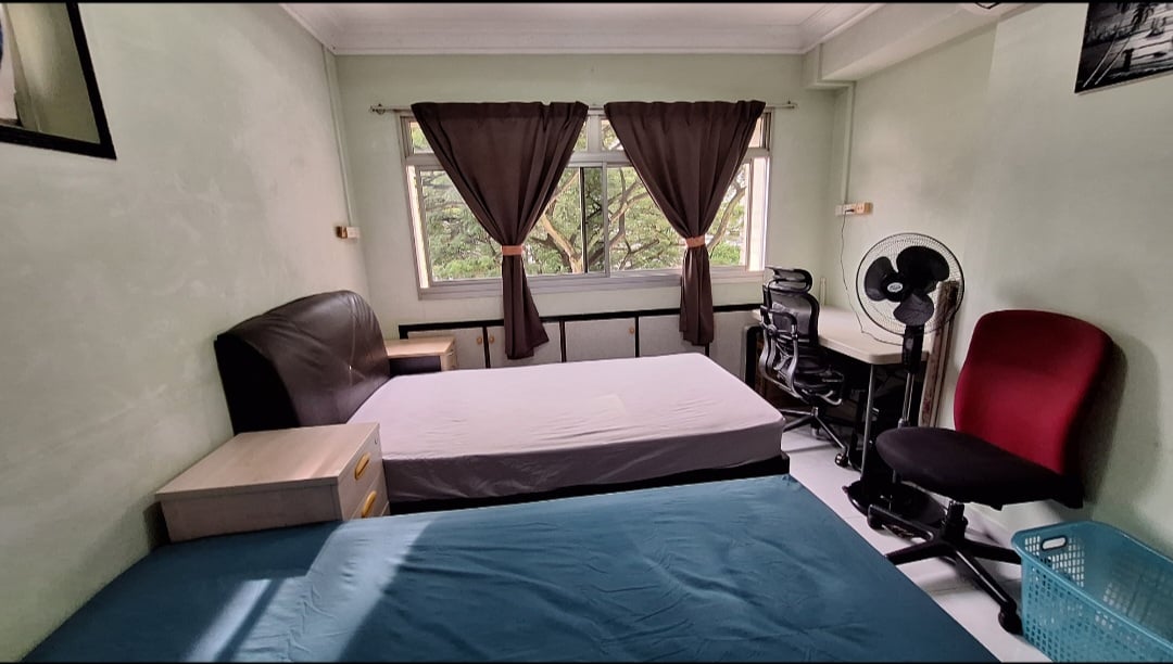 HDB Common Room for Rent in Bukit Merah · 134 Jalan Bukit Merah, 160134 · S$ 970/mo - Image 1 of 1