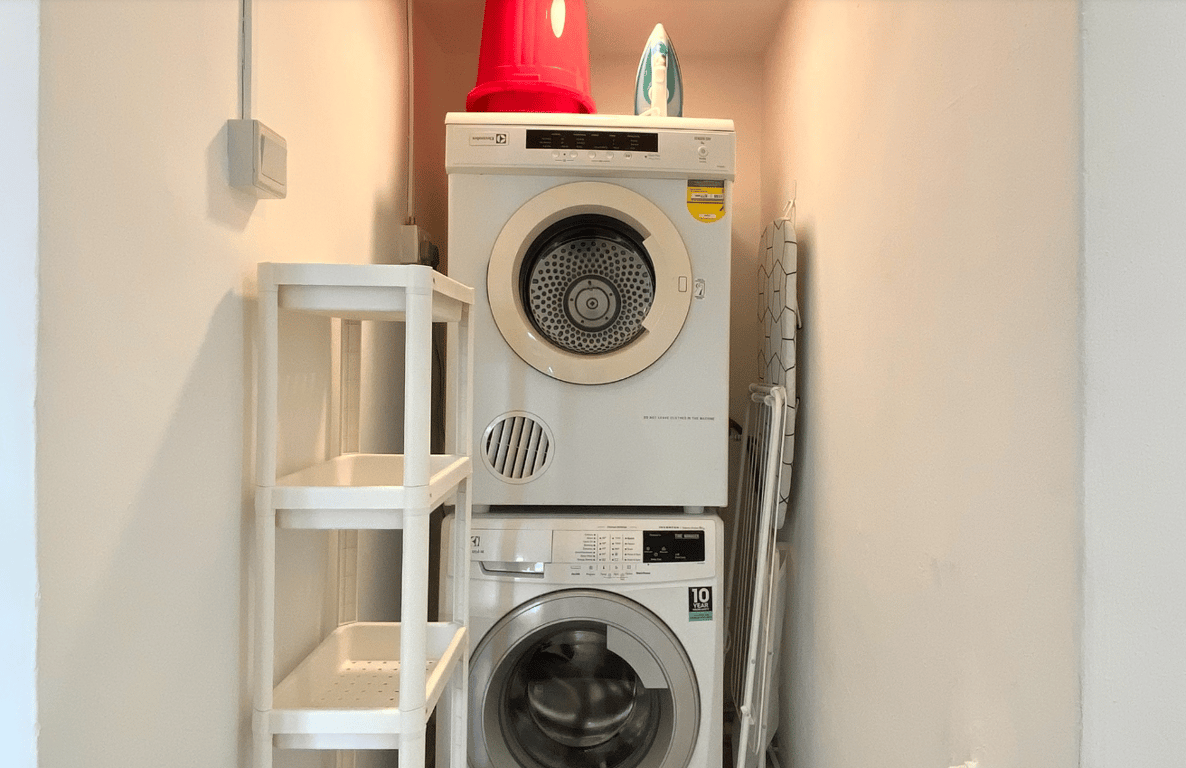 Outram Condo Common Room for Rent – 1 Park Road - Image 6 of 9