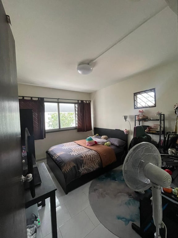 HDB Common Room for Rent in Bukit Panjang · 242 Bukit Panjang Ring Road · S$ 650/mo - Image 1 of 1