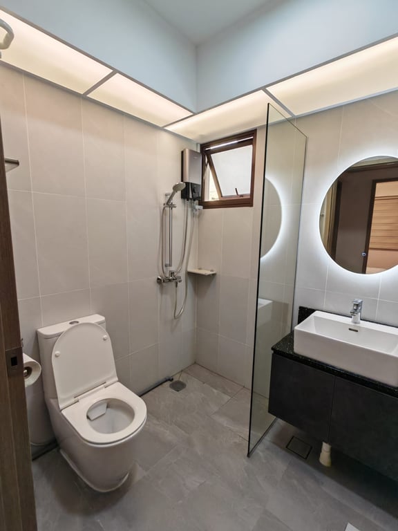 HDB Common Room for Rent in Toa Payoh · 402A Lorong 1 Toa Payoh, 311402 · S$ 1,300/mo - Image 5 of 5