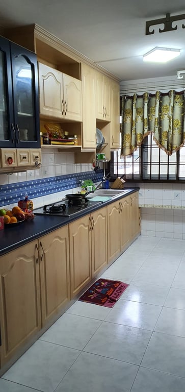 Jurong West HDB Common Room for Rent – 819 Jurong West Street 81 - Image 2 of 3