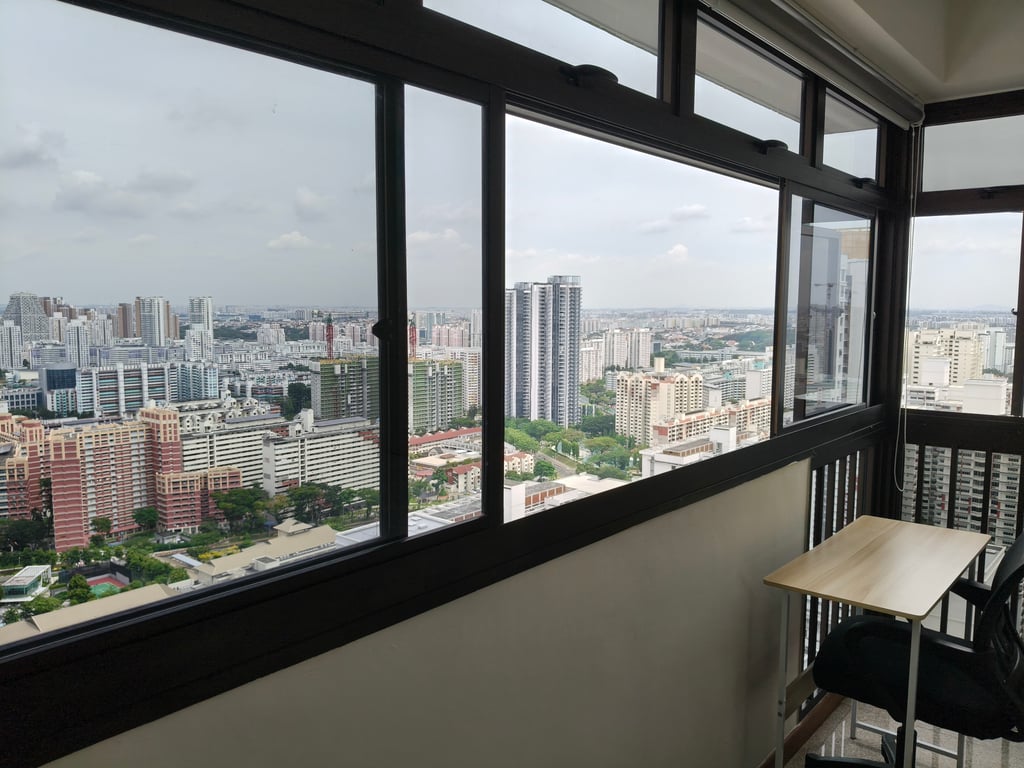 Toa Payoh HDB Master Room for Rent – 145 Lorong 2 Toa Payoh - Image 2 of 3