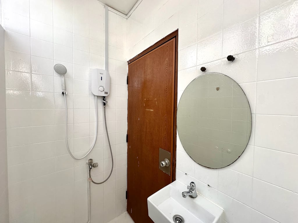 Condo Master Room for Rent in Hougang · 777 Upper Serangoon Road, 534645 · S$ 1,600/mo - Image 5 of 6