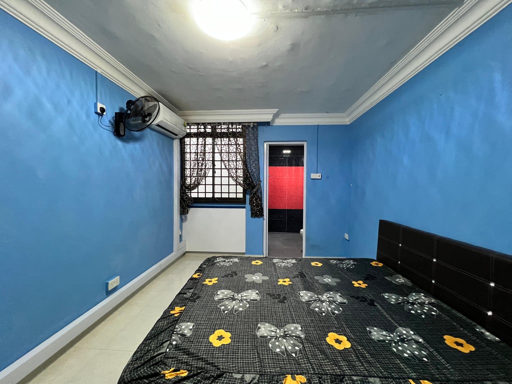 Hougang HDB Master Room for Rent – 602 Hougang Avenue 4 - Image 4 of 5