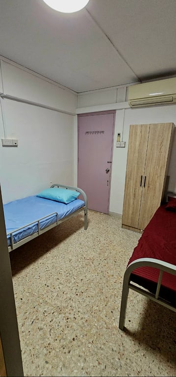 HDB Common Room for Rent in Ang Mo Kio · 465 Ang Mo Kio Avenue 10 · S$ 550/mo - Image 1 of 1