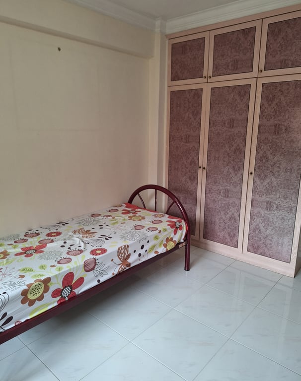 HDB Common Room for Rent in Tampines · 497B Tampines Street 45, 521497 · S$ 900/mo - Image 2 of 2
