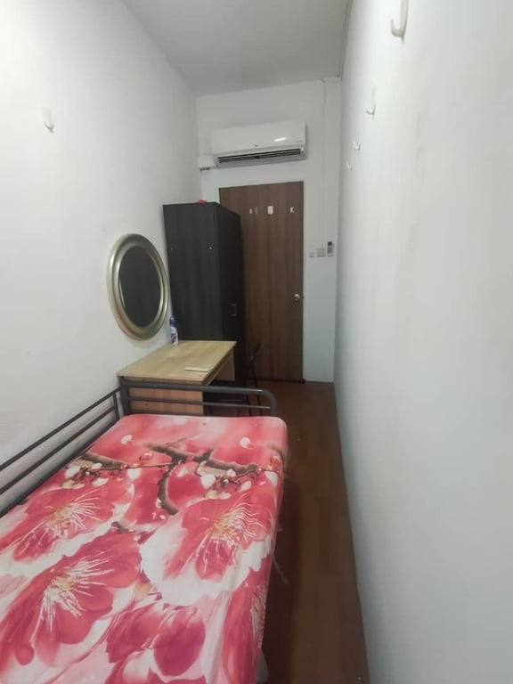 Condo Common Room for Rent in Bukit Merah · 16C Kim Tian Road, 169251 · S$ 900/mo - Image 4 of 4