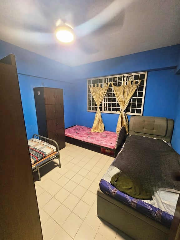 Yishun HDB Common Room for Rent – 280 Yishun Street 22 - Image 3 of 6