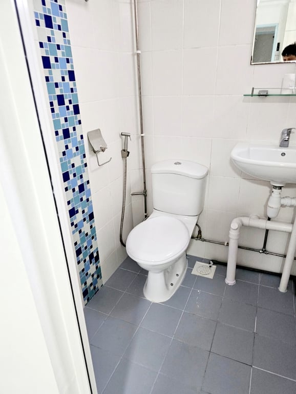 Woodlands HDB Master Room for Rent – 146 Woodlands Street 13 - Image 3 of 4