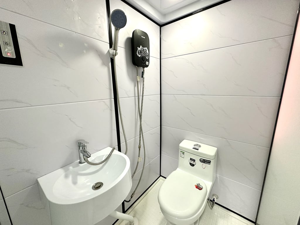 Condo Master Room for Rent in Hougang · 777 Upper Serangoon Road, 534645 · S$ 1,050/mo - Image 6 of 7