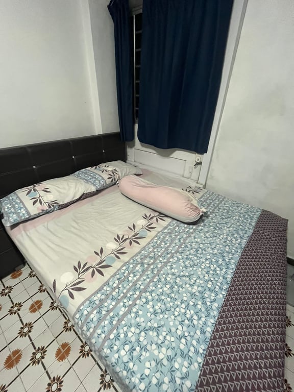 HDB Common Room for Rent in Rochor · 271 Queen Street, 180271 · S$ 1,100/mo - Image 7 of 8