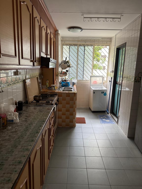 HDB Whole Unit for Rent in Tampines · 485B Tampines Avenue 9, 521485 · S$ 3,800/mo - Image 6 of 6