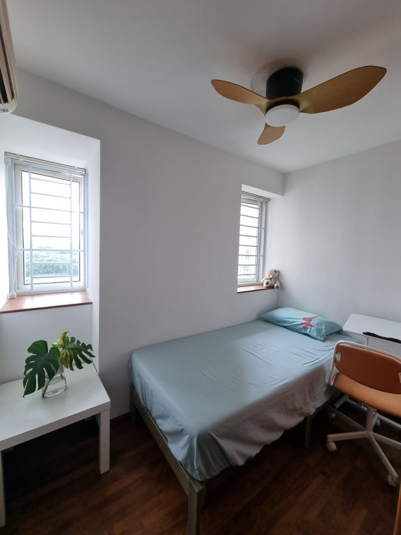 Condo Common Room for Rent in Hougang · 35 Hougang Avenue 7, 538802 · S$ 750/mo - Image 1 of 1
