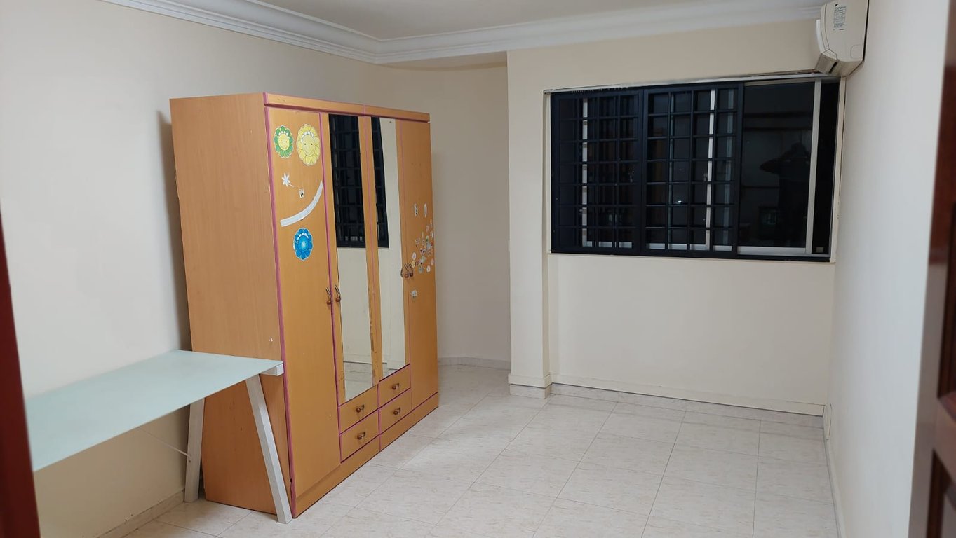 HDB Whole Unit for Rent in Toa Payoh · 11 Joo Seng Road, 360011 · S$ 4,000/mo - Image 3 of 7