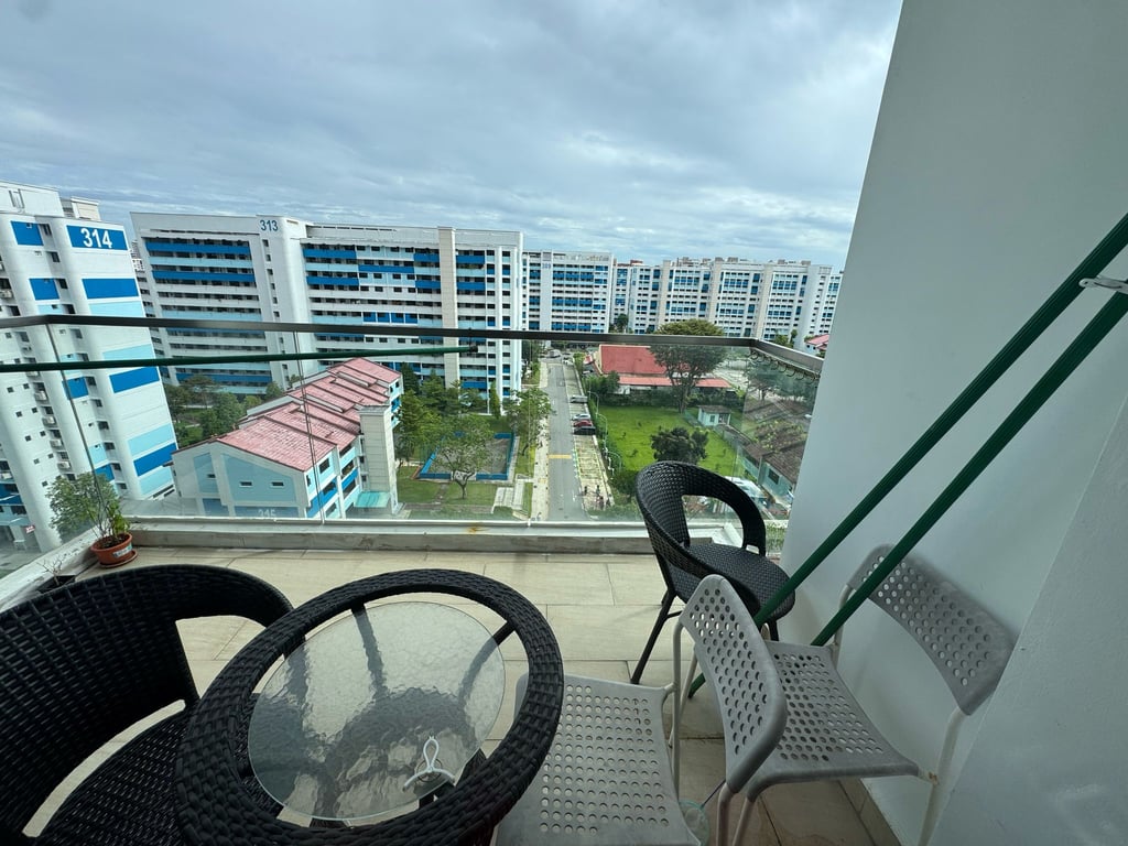 Condo Whole Unit for Rent in Hougang · 10 Hougang Street 32 · S$ 3,400/mo - Image 1 of 1