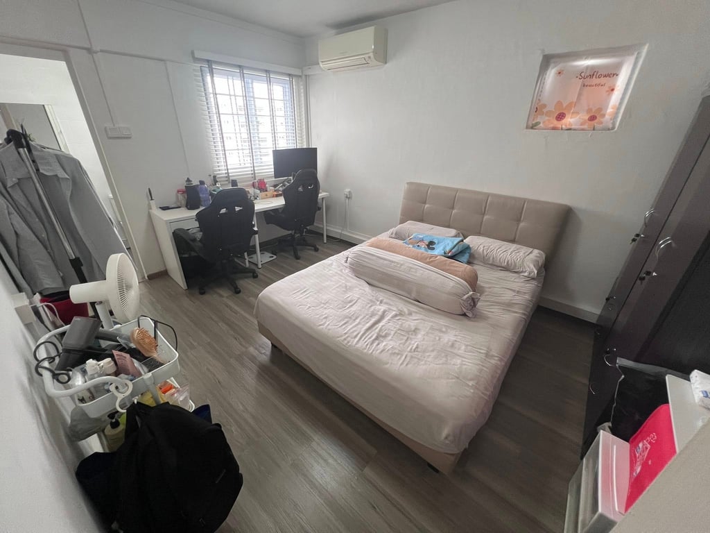 HDB Master Room for Rent in Hougang · 309 Hougang Avenue 5, 530309 · S$ 1,500/mo - Image 1 of 6