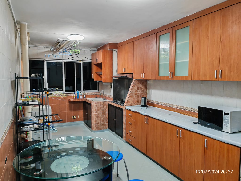 HDB Whole Unit for Rent in Clementi · 506 West Coast Drive · S$ 4,499/mo - Image 1 of 1