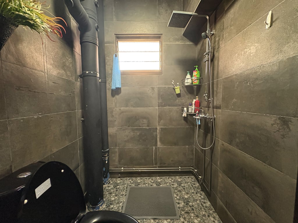 HDB Common Room for Rent in Sengkang · 196 Rivervale Drive, 540196 · S$ 1,000/mo - Image 6 of 6