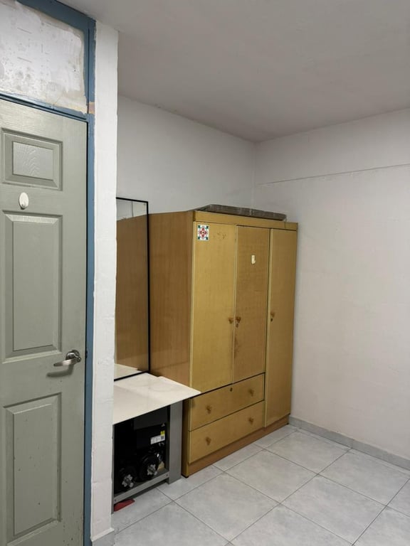 HDB Common Room for Rent at 108 Woodlands Street 13, Woodlands - Image 3 of 5