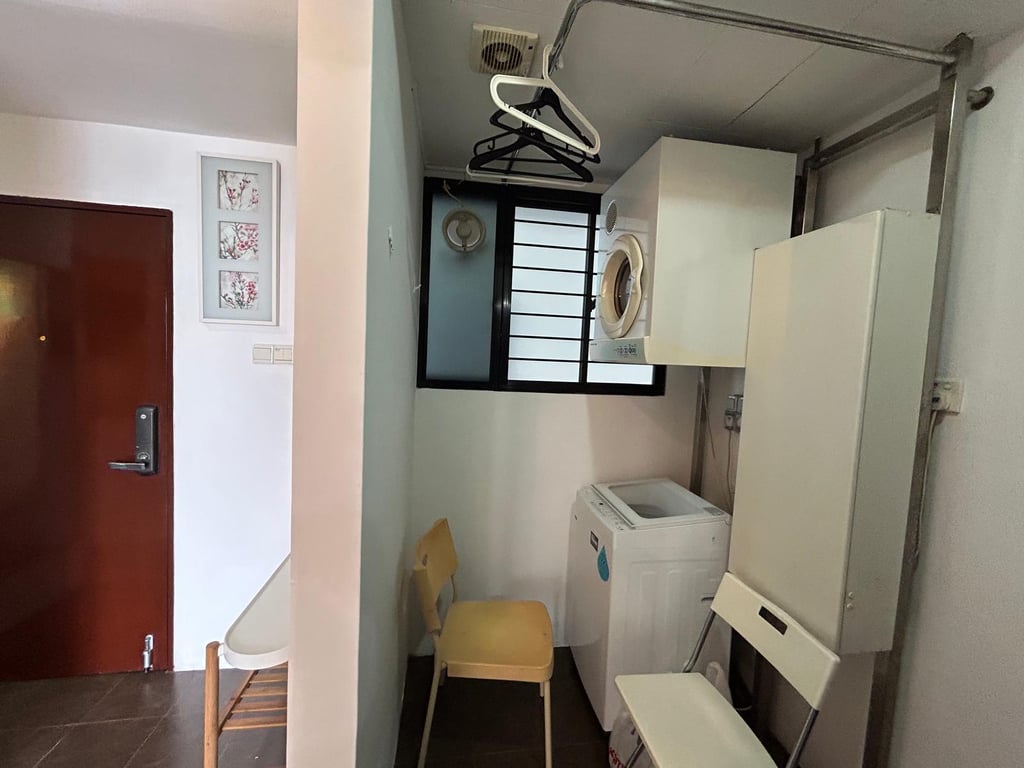 Condo Whole Unit for Rent in Downtown Core · 10 Anson Road, 079903 · S$ 3,500/mo - Image 10 of 11